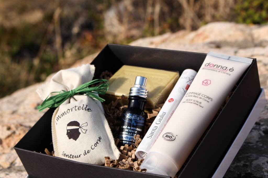CORSICA BEAUTY BOX 2015-14